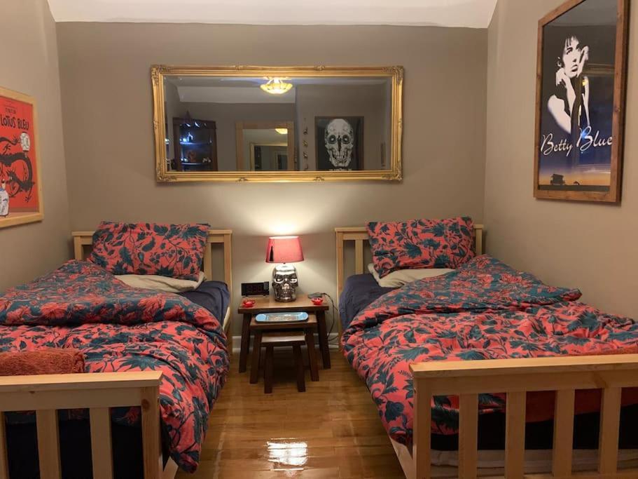 Bear Cottage, Tyn Y Cwm Eglwys-Fach ภายนอก รูปภาพ